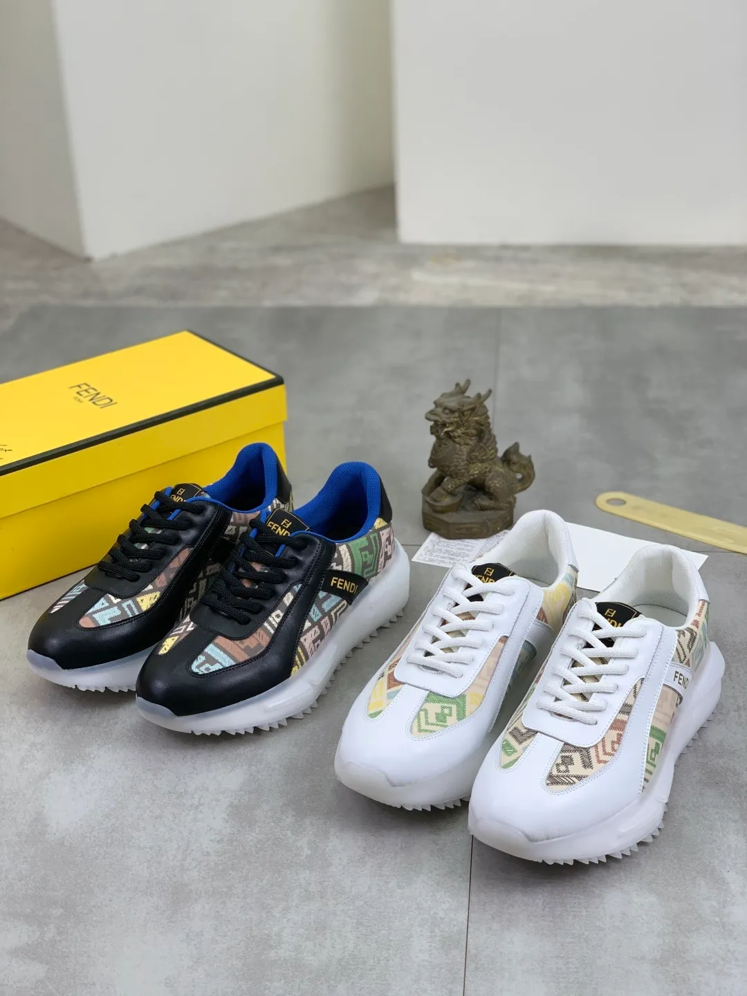 ​Men's shoes 💰P460 💰[New] Little Monster 🆘 New FENDI (Fendi) counter new 🕶️🕶️Simple routing effect, showing an elegant and cool driving shoe 🎬Using imported calfskin + first-layer pigskin lining🐂Excellent material🎬Detailed workmanship 🤗Comfortable foot feel➰➰. ​Pair it with any outfit to show your taste and temperament, low-key luxury ♻️Design ​simple and elegant ​noble and fashionable 🍃​Very loved and favored by trendy men 💓❤️size: 38-44 2️⃣colors available